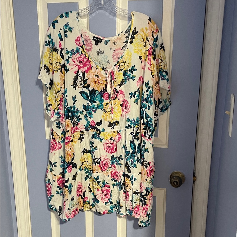 Torrid Multicolor Floral Blouse